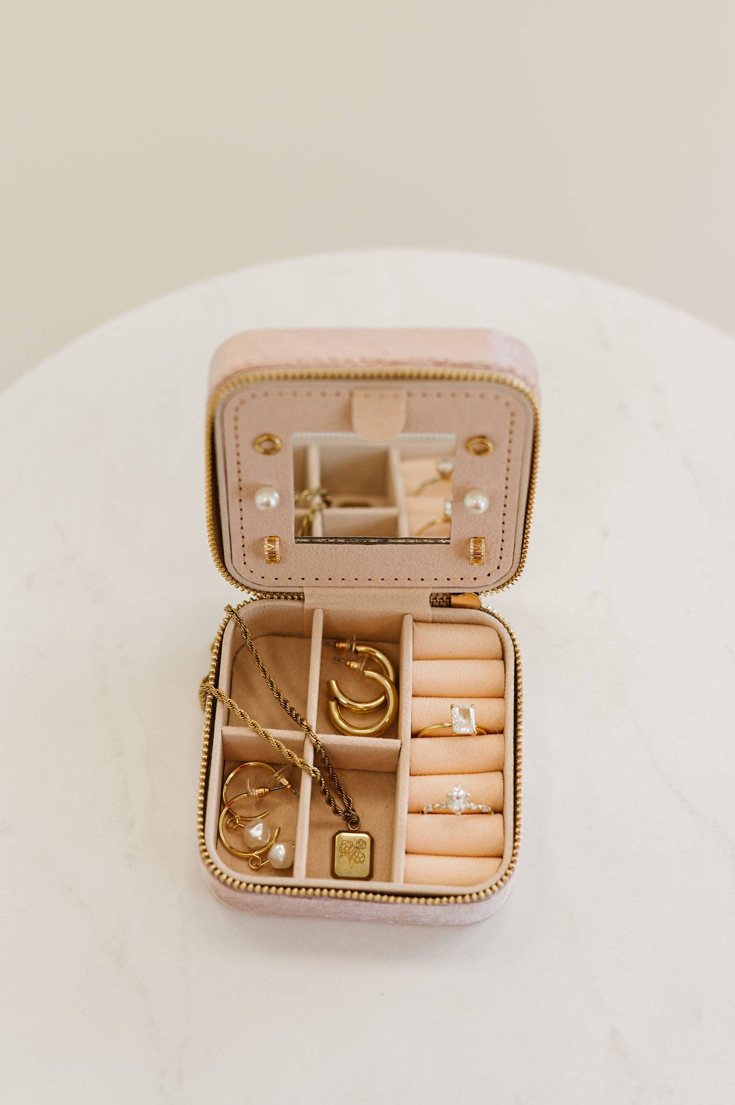 Eloise Velvet Travel Jewelry Box