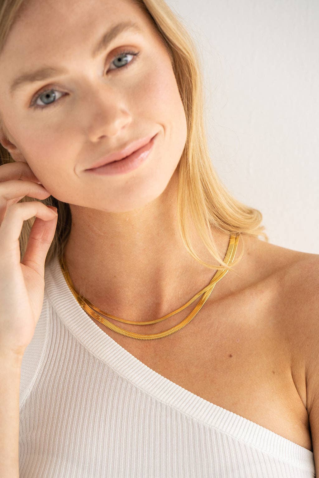 Dainty Herringbone Necklace