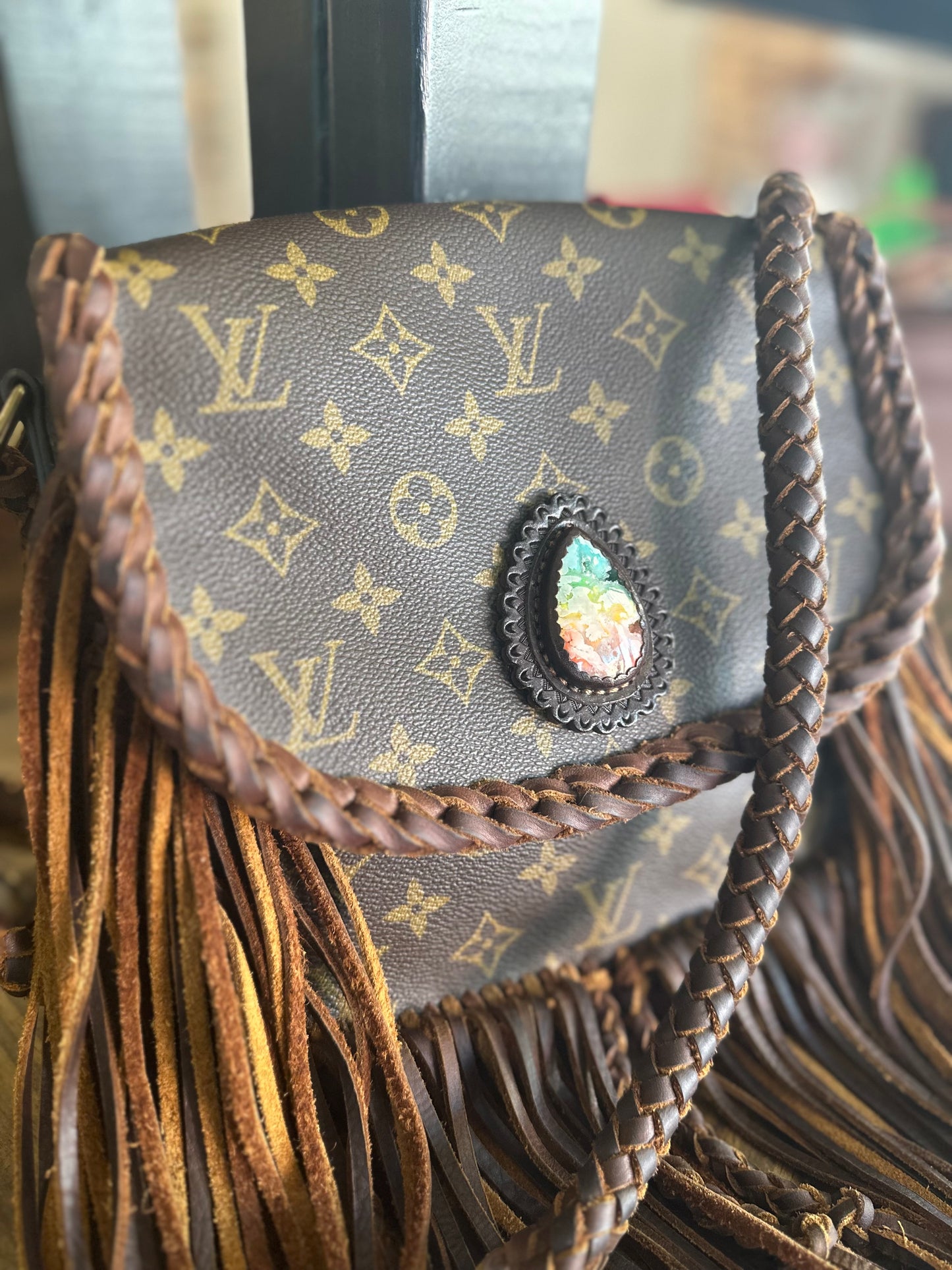 Moxy LV Saddle Bag