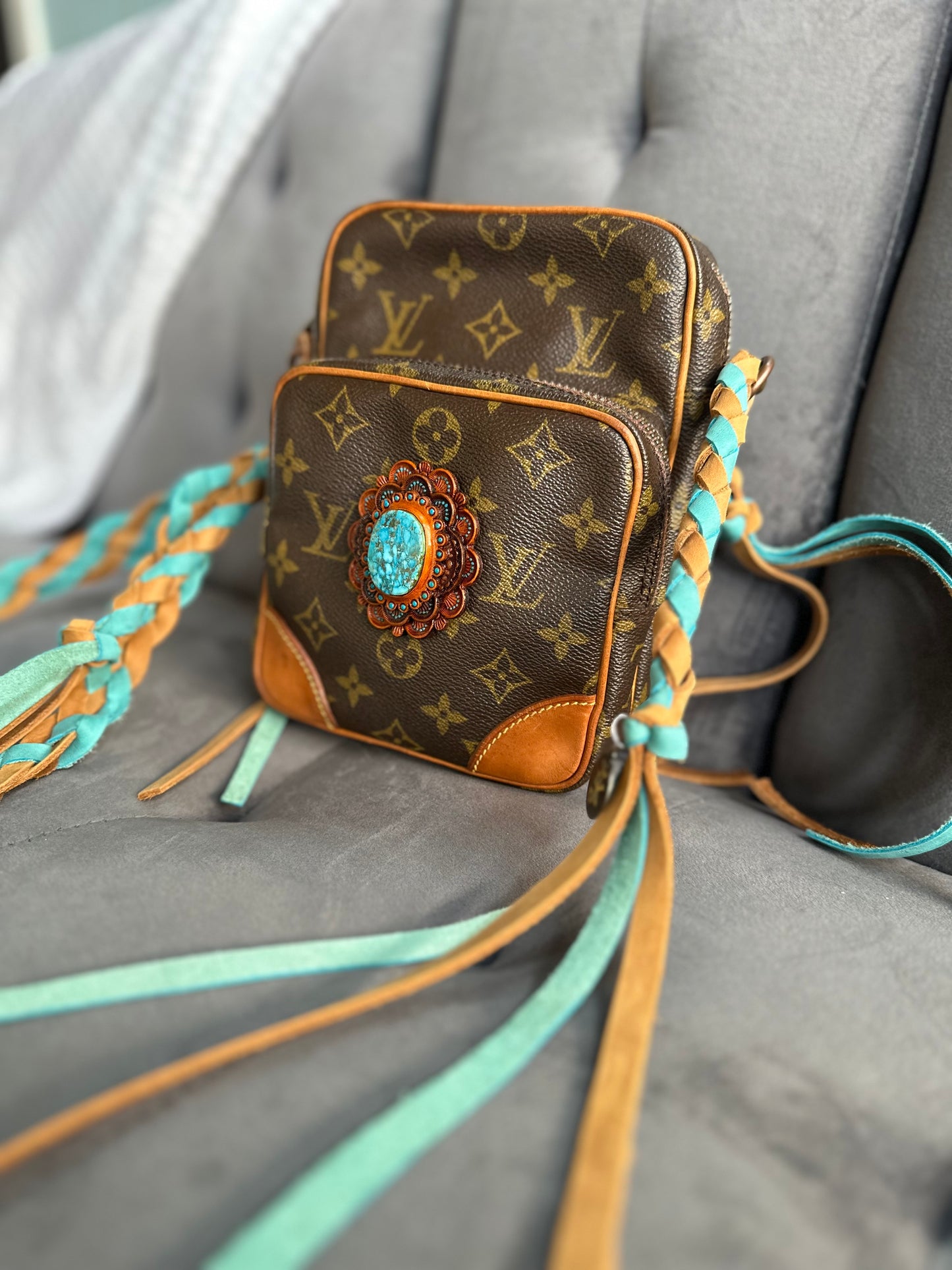 LV Amazon Teal (Vintage)