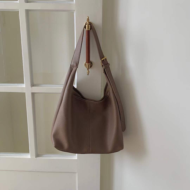 Hobo Bag w/Cosmetic Pouch