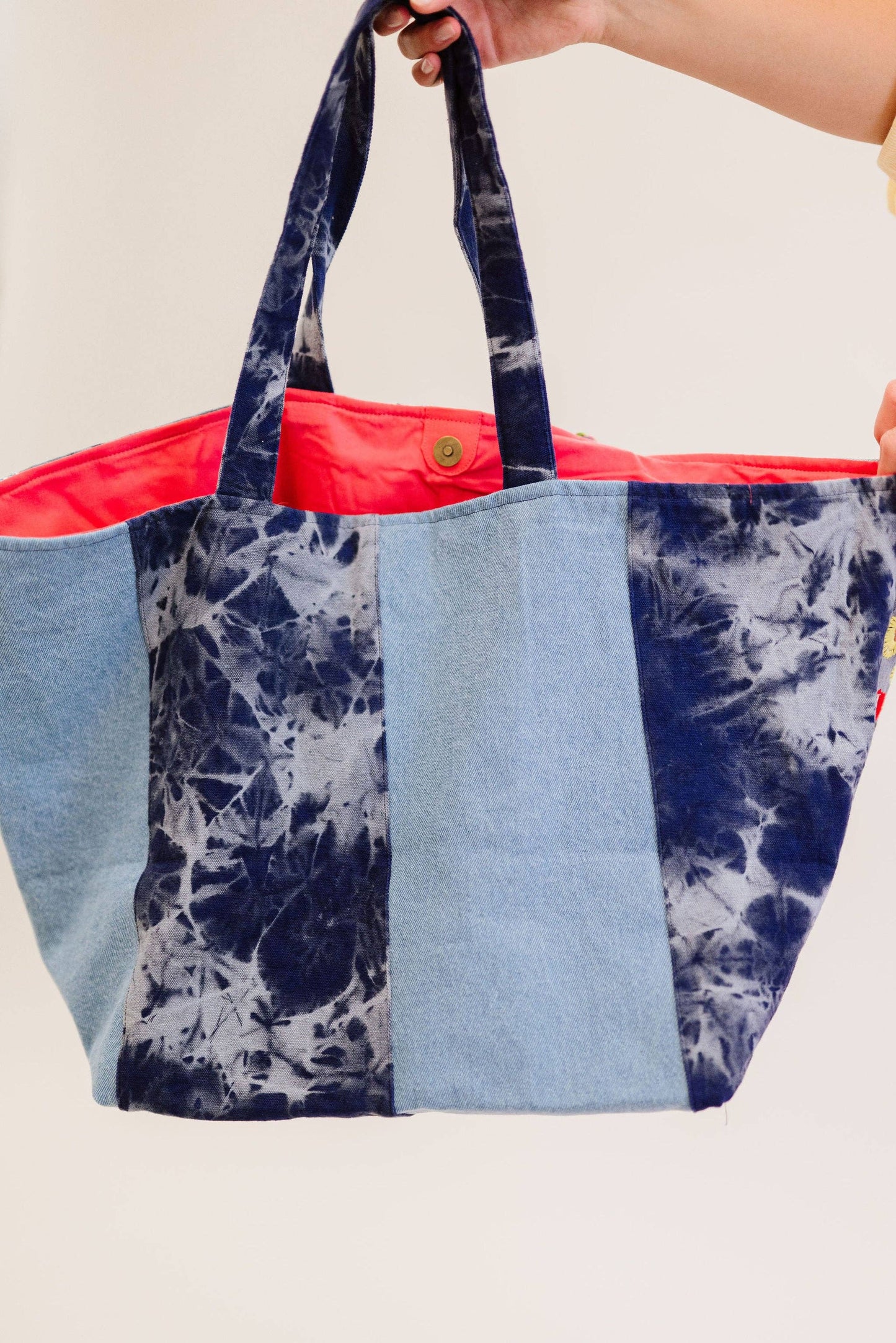 Arden Oversized Tote